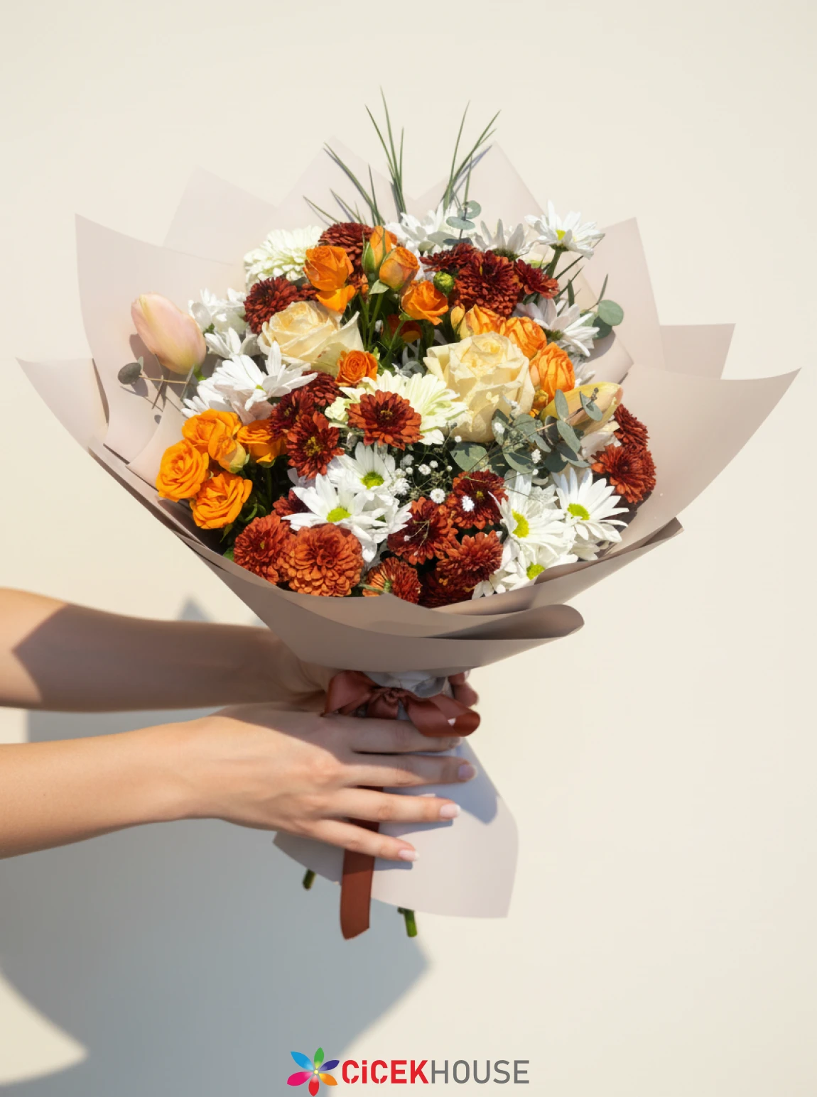 Krem Kağıtta Turuncunun Tonları