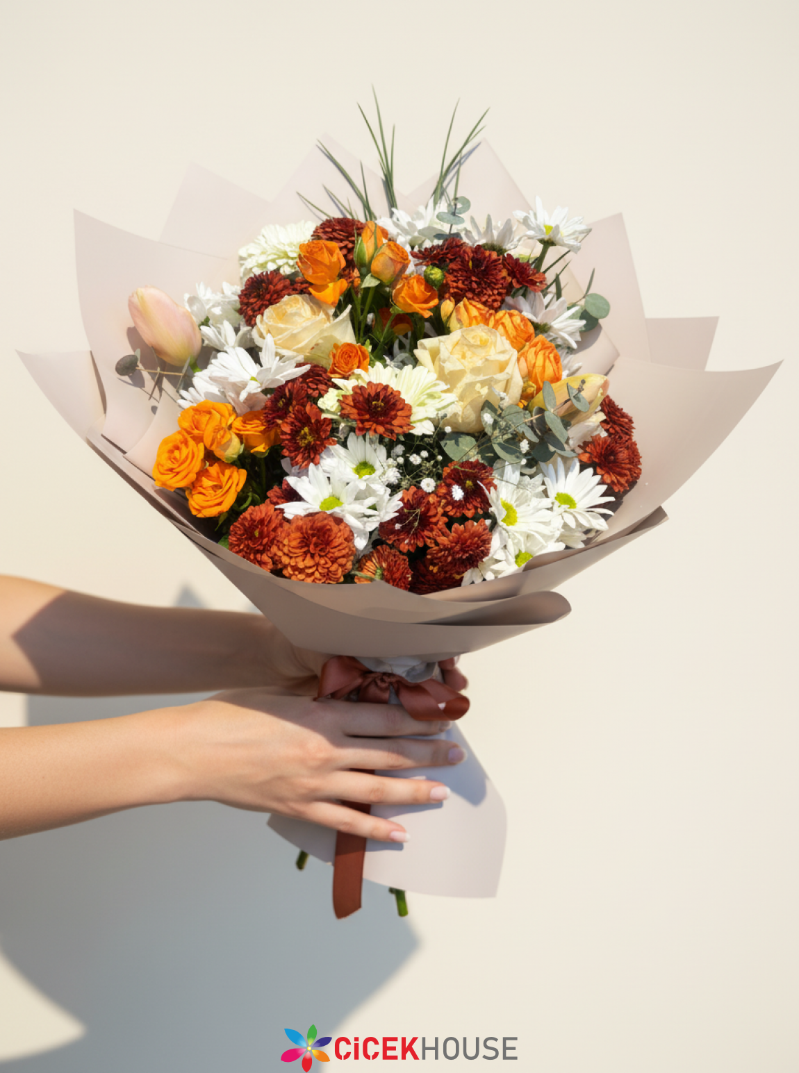 Krem Kağıtta Turuncunun Tonları