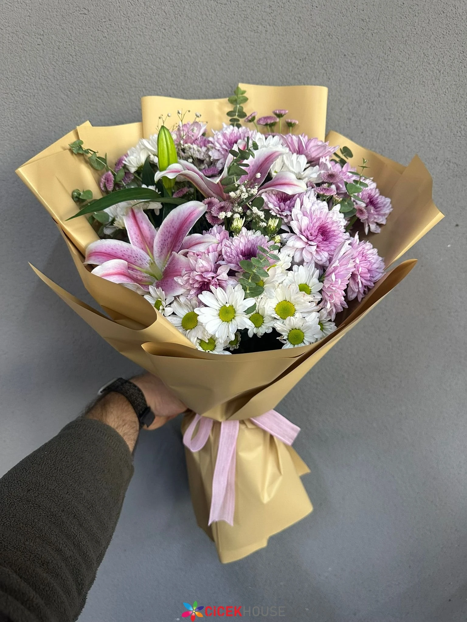 Lilyumlu Kasımpatı Buketi