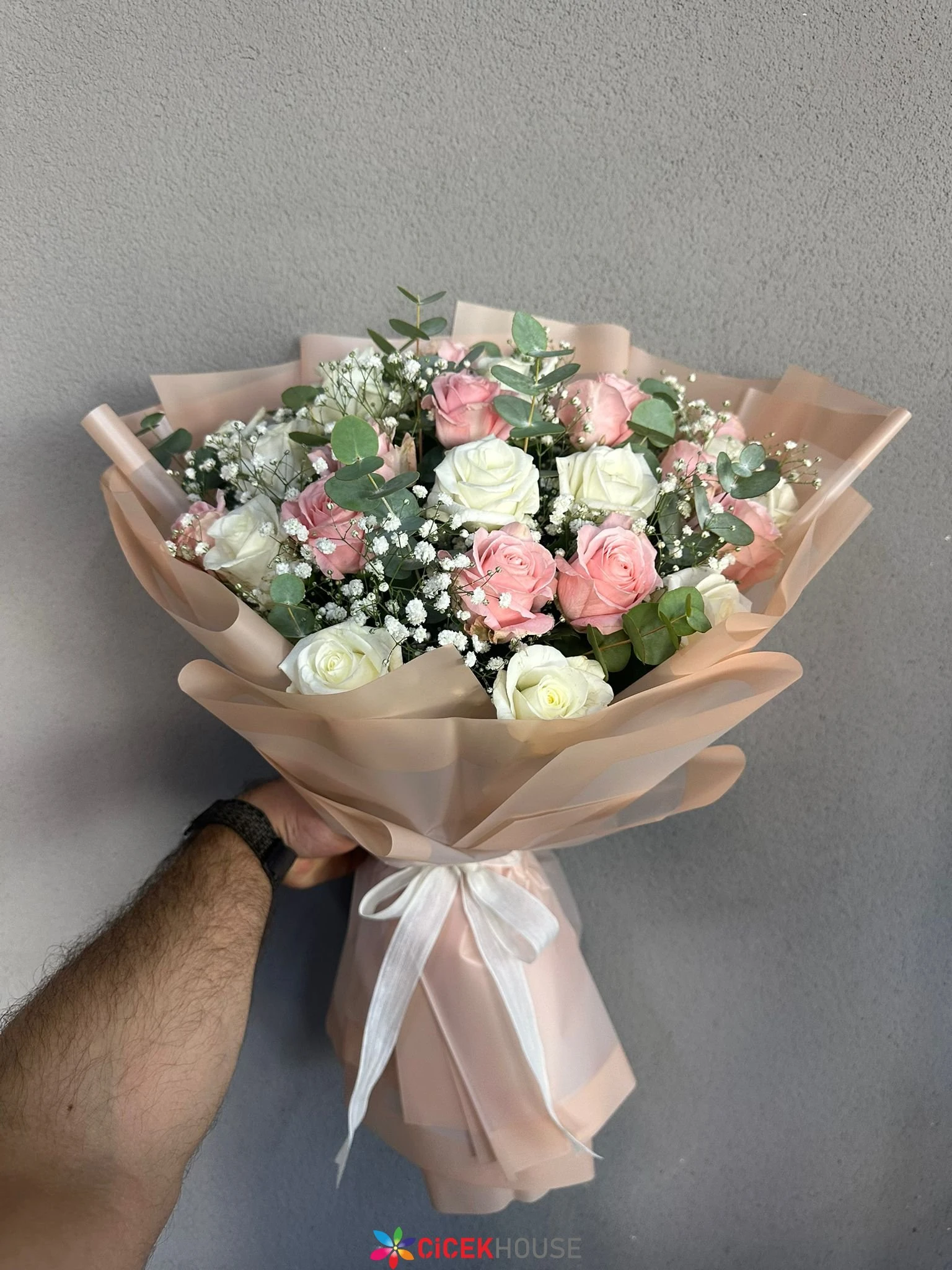 Pembe Ve Beyaz Gül Buketi Vip