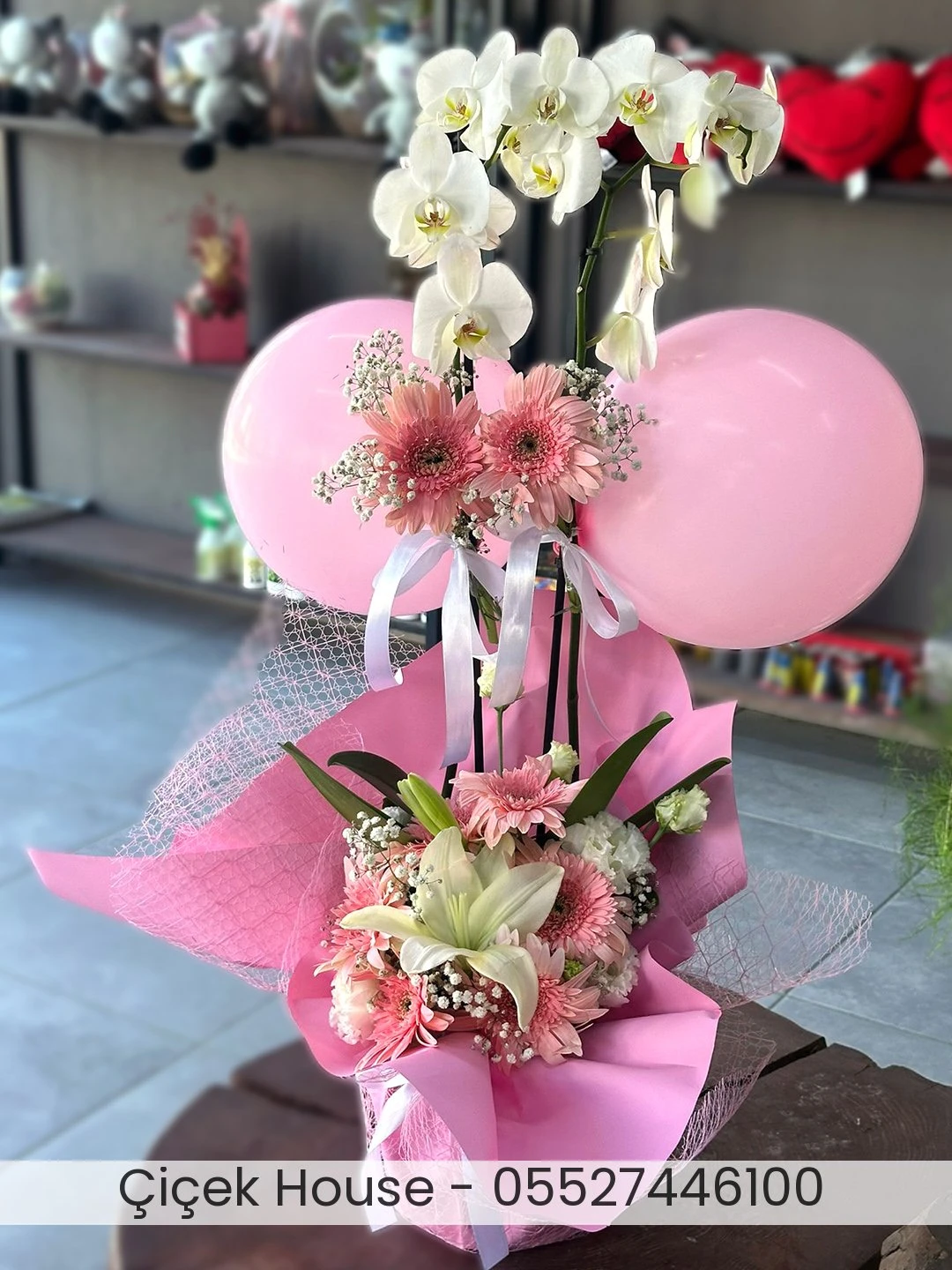 Pembeli Beyaz Orkide Aranjmanı