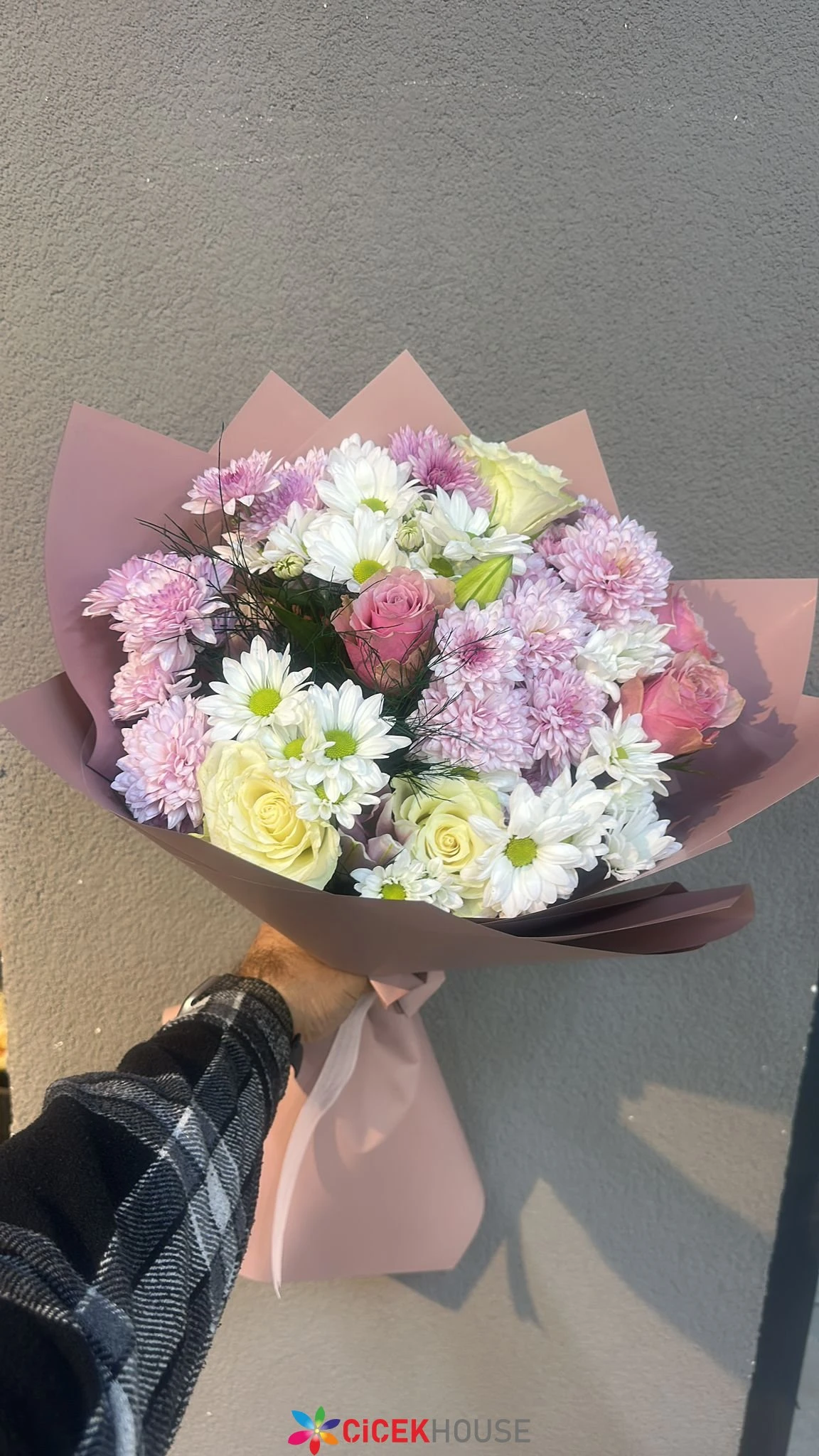 Renkli Güllü Kasımpatı Buketi