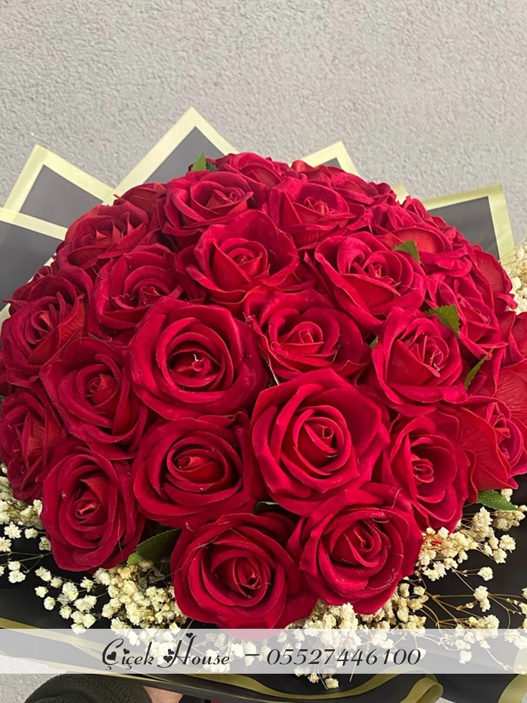 41 li Kırmızı Gül Buketi Yapay