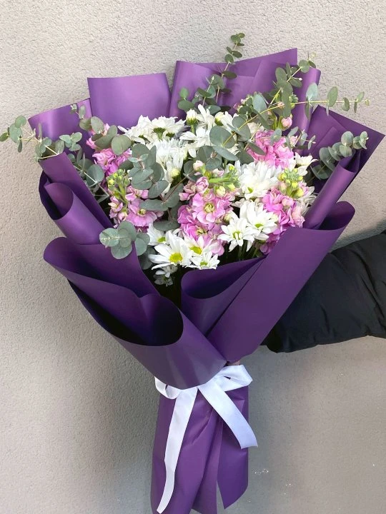 Papatya ve Şebboy Buketi