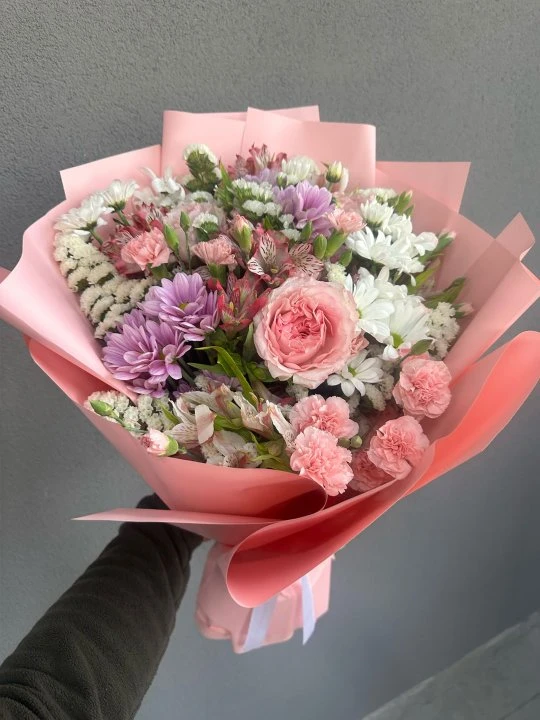 Pembe Kağıtta Pembe Tonları