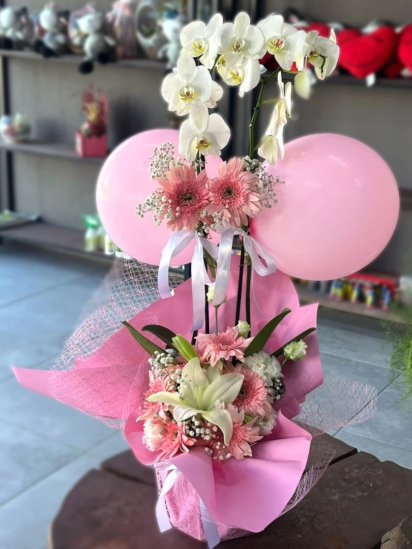 Pembeli Beyaz Orkide Aranjmanı