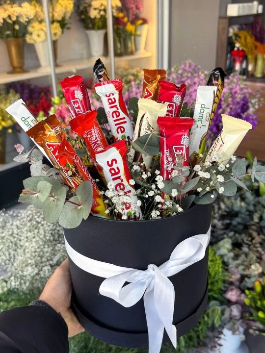 Siyah Kutuda Çikolata Aranjmanı